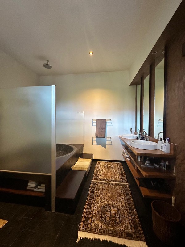 Luxury Private Villa for Sale - Pool, Gym & Garden Retreat - Jimbaran