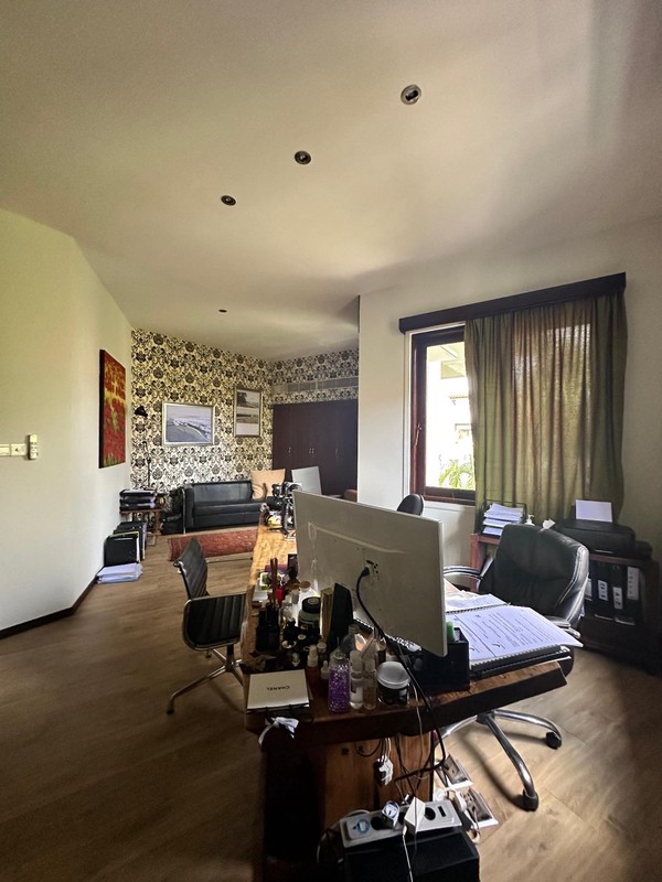 Luxury Private Villa for Sale - Pool, Gym & Garden Retreat - Jimbaran