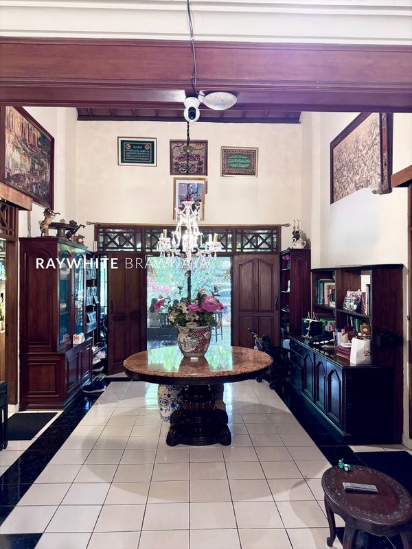 Rumah Bangunan 1 Lantai Lingkungan Asri Area Condet Jakarta Timur