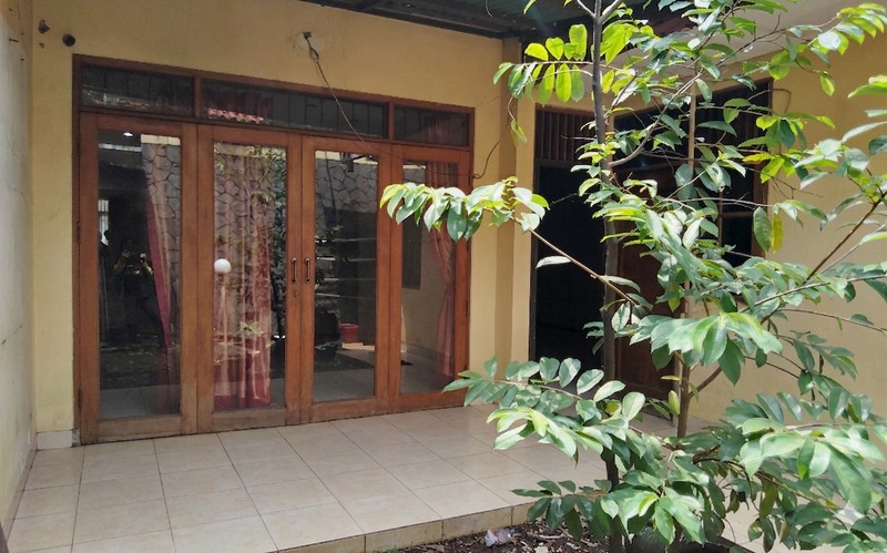 Rumah Komersil Siap Untuk Usaha dI Bintaro Sektor 3