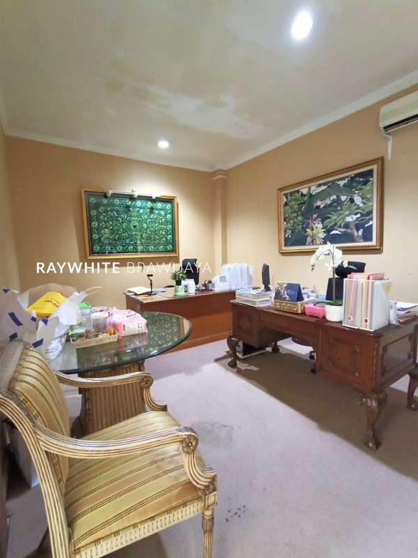 Ruko Siap Pakai 4 Lantai Area Radio Dalam