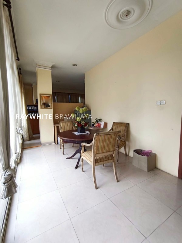 Ruko Siap Pakai 4 Lantai Area Radio Dalam