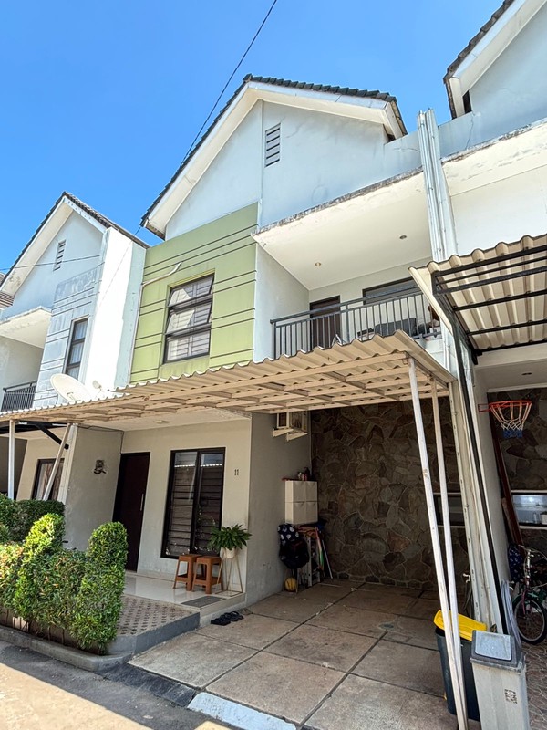 Rumah 2 Lantai Strategis Pondok Aren Dekat Stasiun Sudimara - SHM, Semi Furnished!