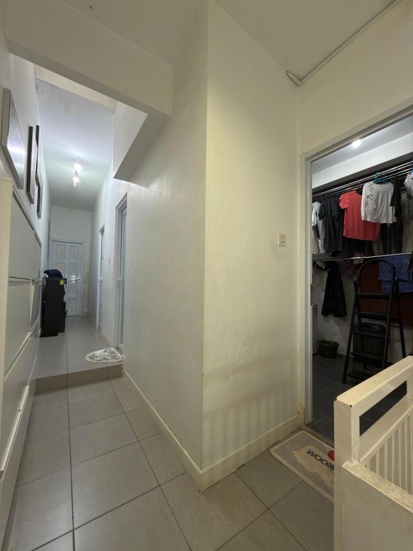 Cinere mega cinere rumah 4 kamar di komplek belakang informa