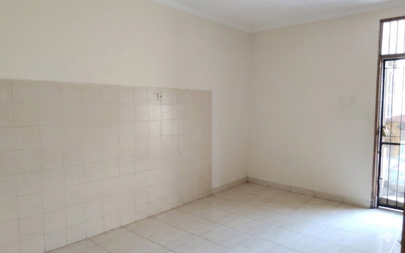 Rumah Usaha Strategis di Bintaro Sektor 3 - Cocok untuk Hunian Sekaligus Bisnis!