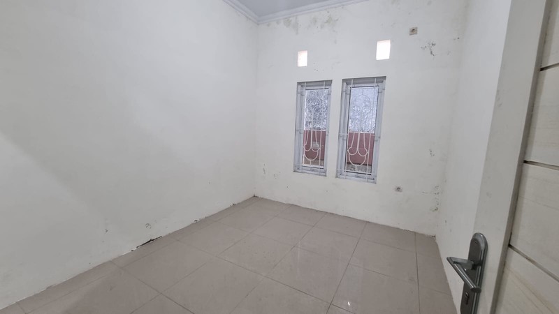 Rumah Luas & Nyaman Lokasi Dekat Terminal Jombor Halaman Depan & Belakang Luas, Siap Huni, Sendangadi, Mlati, Sleman