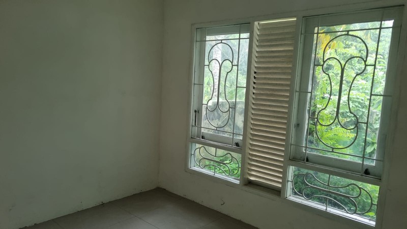 Rumah Luas & Nyaman Lokasi Dekat Terminal Jombor Halaman Depan & Belakang Luas, Siap Huni, Sendangadi, Mlati, Sleman