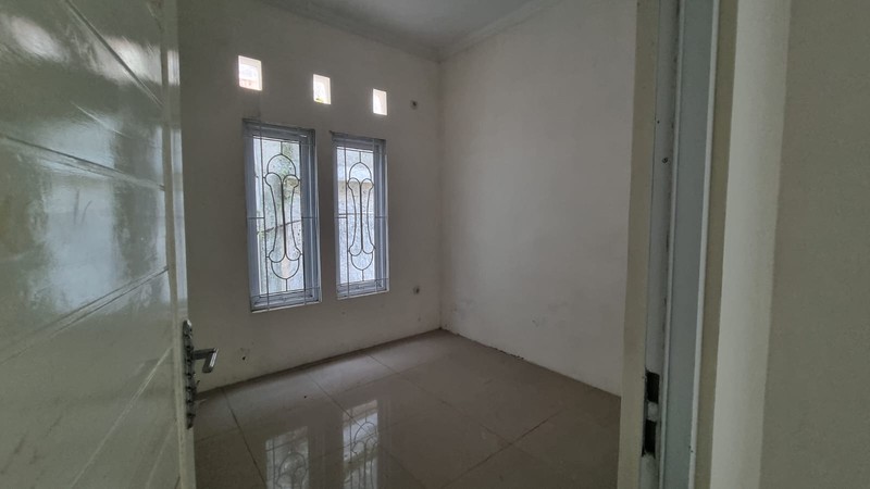 Rumah Luas & Nyaman Lokasi Dekat Terminal Jombor Halaman Depan & Belakang Luas, Siap Huni, Sendangadi, Mlati, Sleman