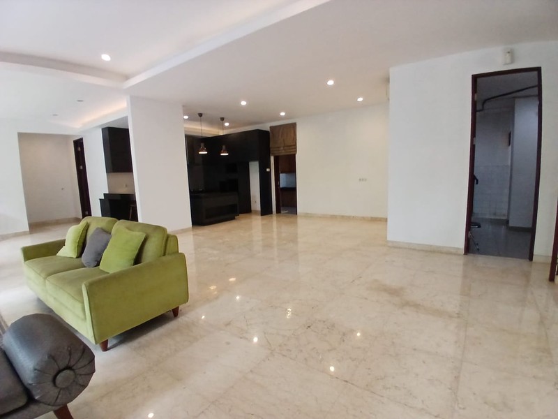 Dijual rumah mewah dengan kolam renang di mutiara kemang townhouse  cipete dan siap huni