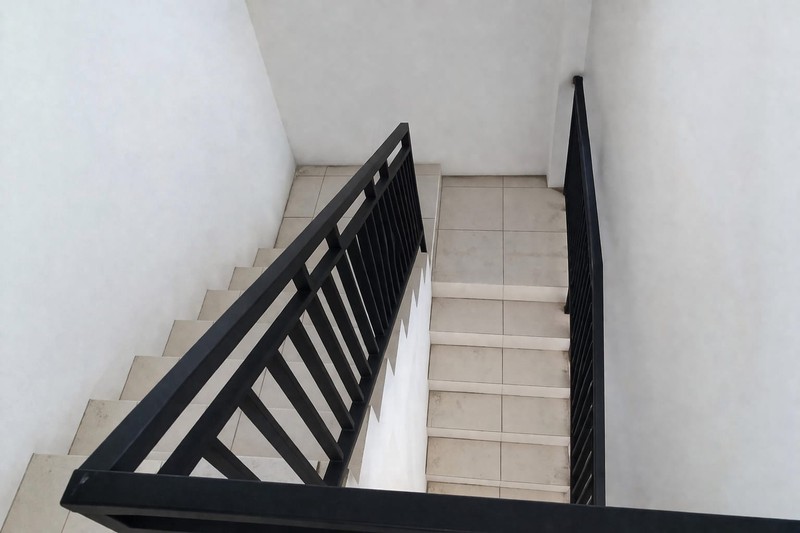 Ruko Murah Pejuang, Bekasi  Pinggir Jalan - 3 Unit Siap Pakai, Lokasi Ramai