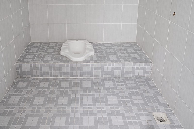 Ruko Murah Pejuang, Bekasi  Pinggir Jalan - 3 Unit Siap Pakai, Lokasi Ramai