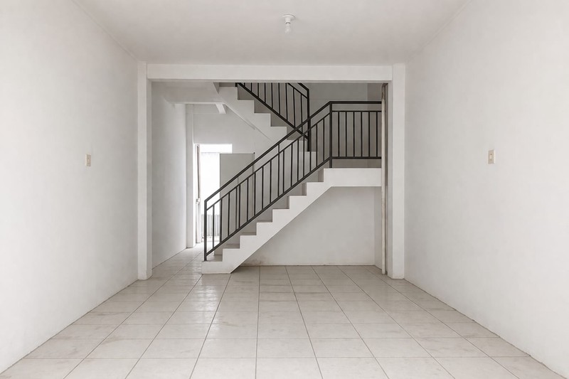 Ruko Murah Pejuang, Bekasi  Pinggir Jalan - 3 Unit Siap Pakai, Lokasi Ramai