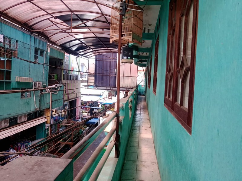 Dijual Kos & Kios Strategis Kemayoran Jakarta Pusat - 13 Kamar + 7 Kios, Cocok Investasi Passive Income