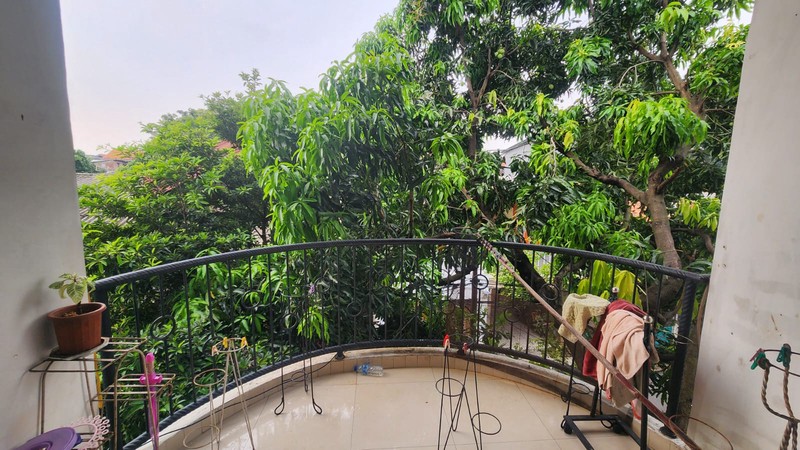 DIJUAL RUMAH 2 LANTAI SIAP HUNI DI BIDARACINA JAKARTA TIMUR