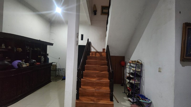 DIJUAL RUMAH 2 LANTAI SIAP HUNI DI BIDARACINA JAKARTA TIMUR