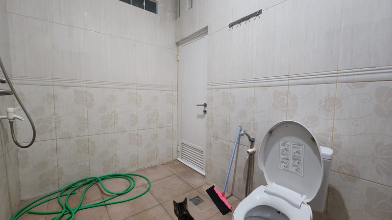 DIJUAL RUMAH 2 LANTAI SIAP HUNI DI BIDARACINA JAKARTA TIMUR