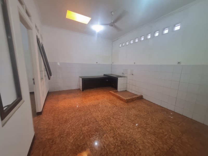 RUMAH STRATEGIS & SIAP HUNI BUKIT NUSA INDAH, KEC CIPUTAT, TANGERANG SELATAN