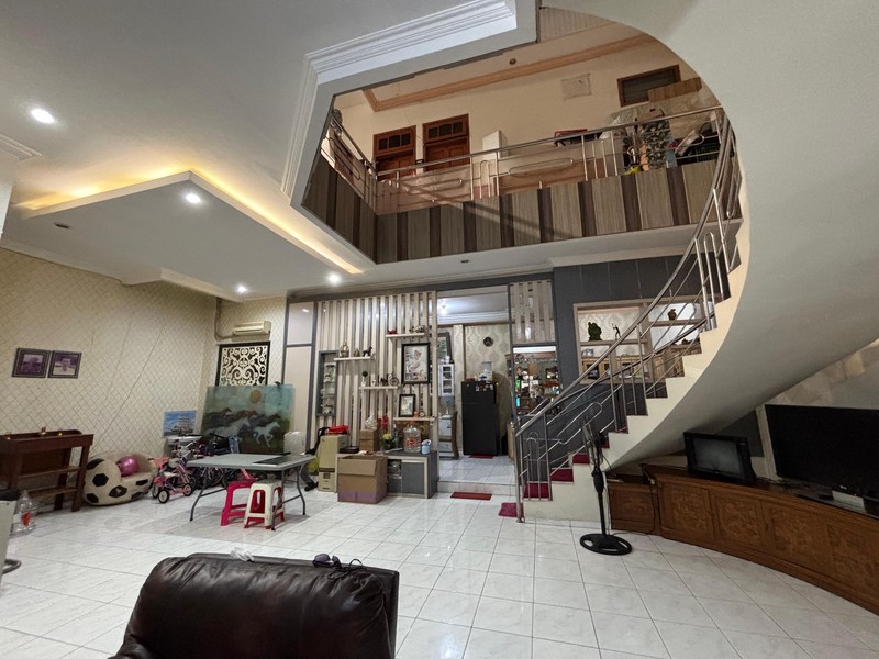 Jual Rumah 2 Lantai Tanjungsari Baru Sukomanunggal Surabaya Barat