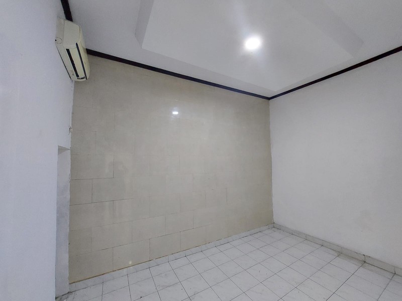 DISEWA RUMAH SIAP HUNI 2 LANTAI DI TEBET BARAT DALAM JAKSEL