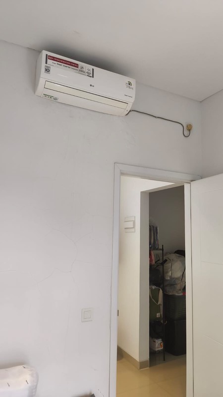 Rumah Bagus Semi Furnished Dekat Tol BSD Nusaloka BSD City