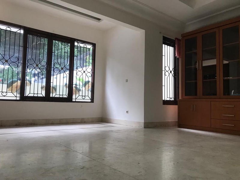 DIJUAL RUMAH DI PANGERAN ANTASARI Di Jalan Raya-Untuk Rumah Tinggal/Komersial