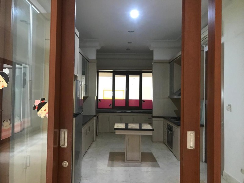 DIJUAL RUMAH DI PANGERAN ANTASARI Di Jalan Raya-Untuk Rumah Tinggal/Komersial