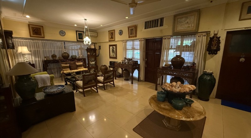 Dijual Rumah Luas Asri di Cipete Selatan