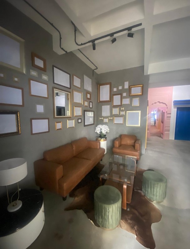 DISEWAKAN Rumah Studio