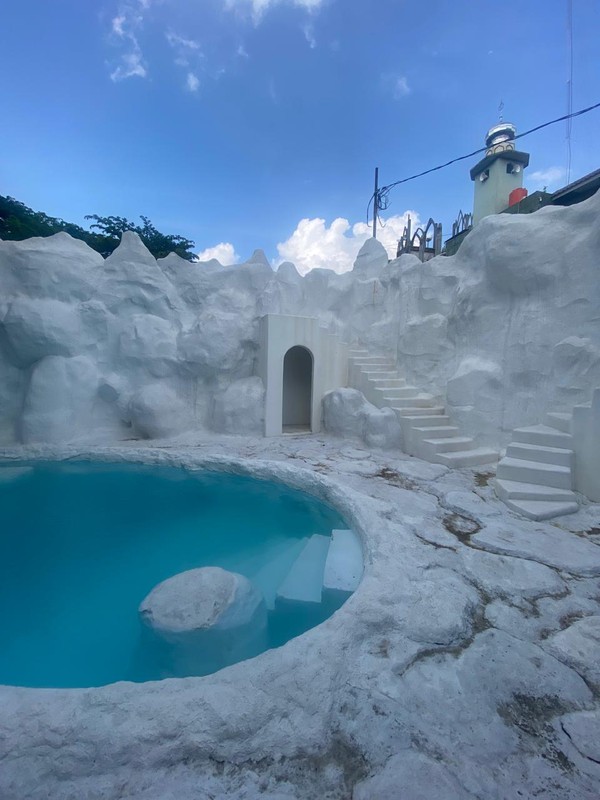 DISEWAKAN Rumah Studio