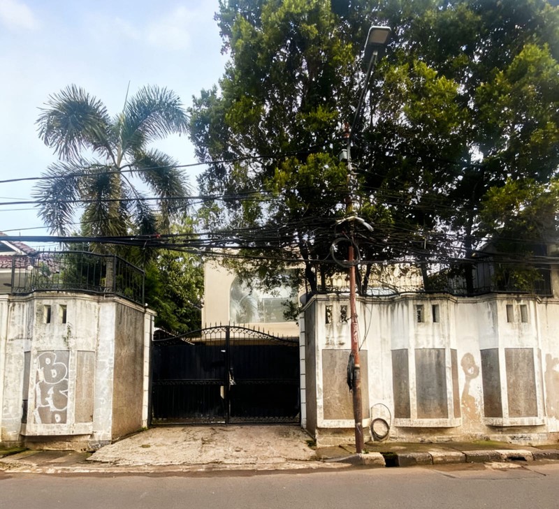DISEWAKAN Rumah Studio