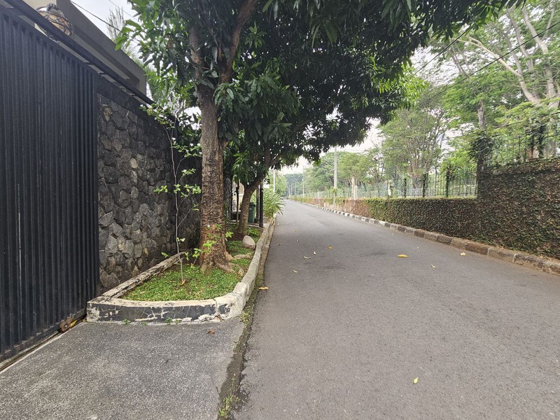 Rumah Tinggal di Lokasi Tenang Jl Niaga Hijau