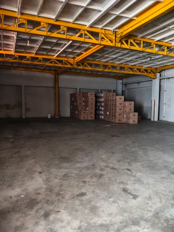 Rumah & Gudang 2 Lantai (Ada Lift) di Wirogunan, Mergangsan Area Super Strategis Kota