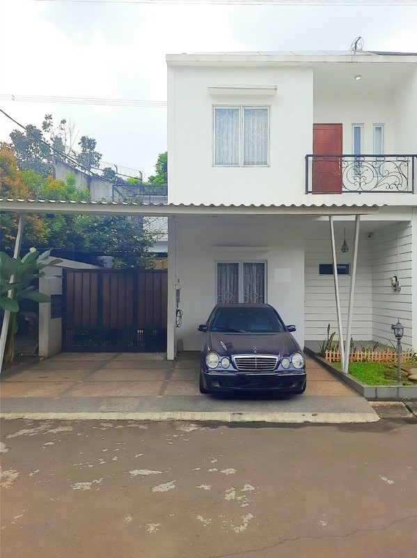 Rumah Bagus, Cantik dan Nyaman Siap Huni di Bintaro