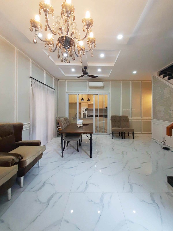 Rumah Bagus, Cantik dan Nyaman Siap Huni di Bintaro