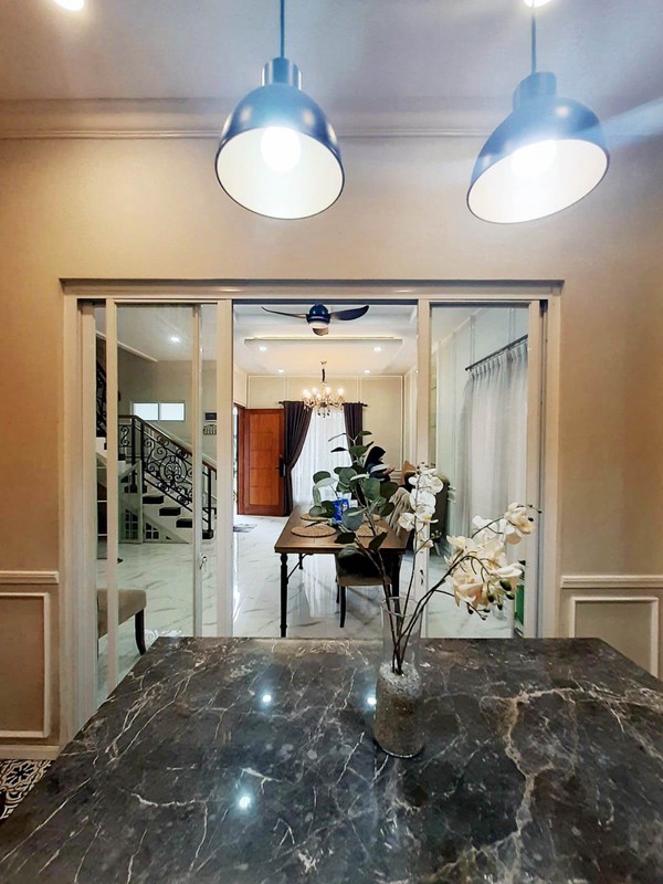 Rumah Bagus, Cantik dan Nyaman Siap Huni di Bintaro