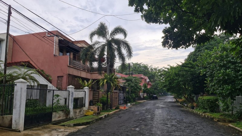 Rumah 2 Lantai Siap Huni di Limus Pratama Bogor - 4 Kamar Tidur, Akses 2 Mobil, Lokasi Strategis