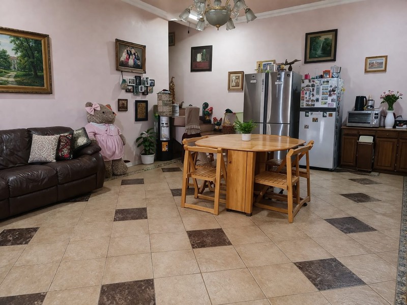 Rumah 2 Lantai Siap Huni di Limus Pratama Bogor - 4 Kamar Tidur, Akses 2 Mobil, Lokasi Strategis