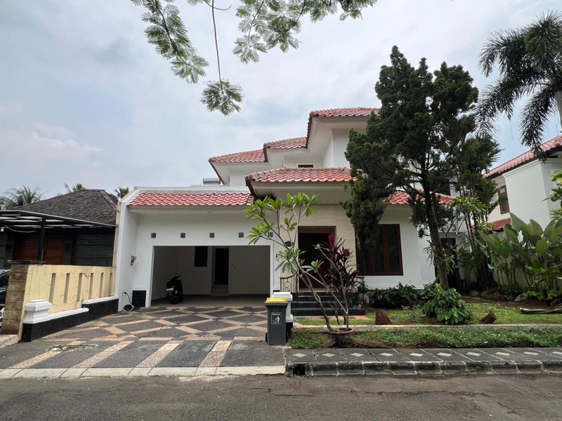 Rumah Bagus Di Graha Taman Bintaro Jaya Sektor 9