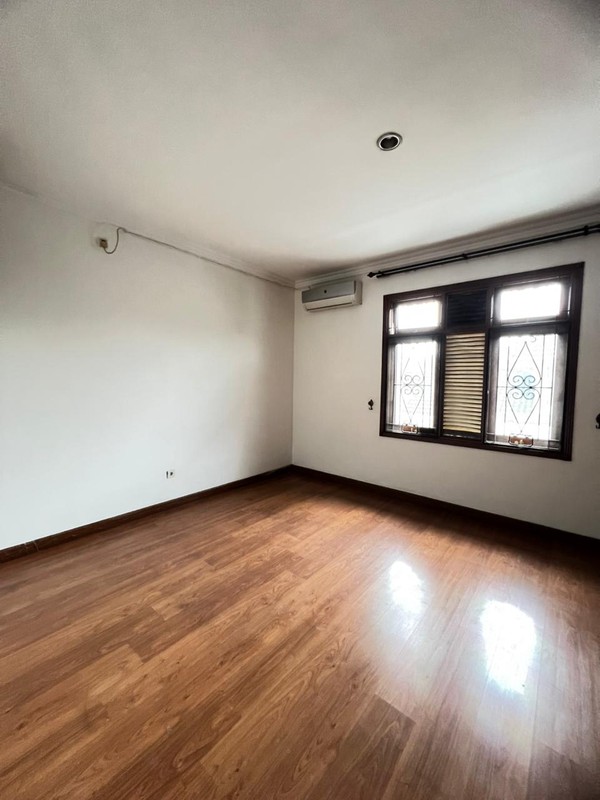 Rumah Bagus Di Graha Taman Bintaro Jaya Sektor 9