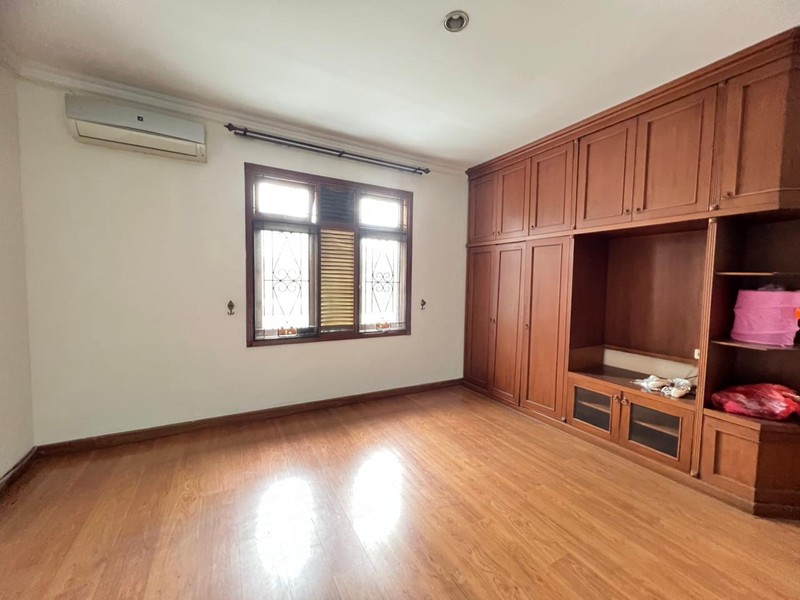 Rumah Bagus Di Graha Taman Bintaro Jaya Sektor 9