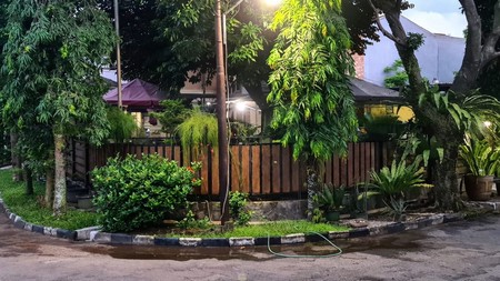 Rumah Siap Huni di Limus Pratama - LT 250m², Akses 2 Mobil, Lingkungan Nyaman