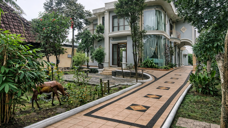 Tanah Luas + Rumah di Jagakarsa Luas Tanah 1.073 m², Jarang Ada!