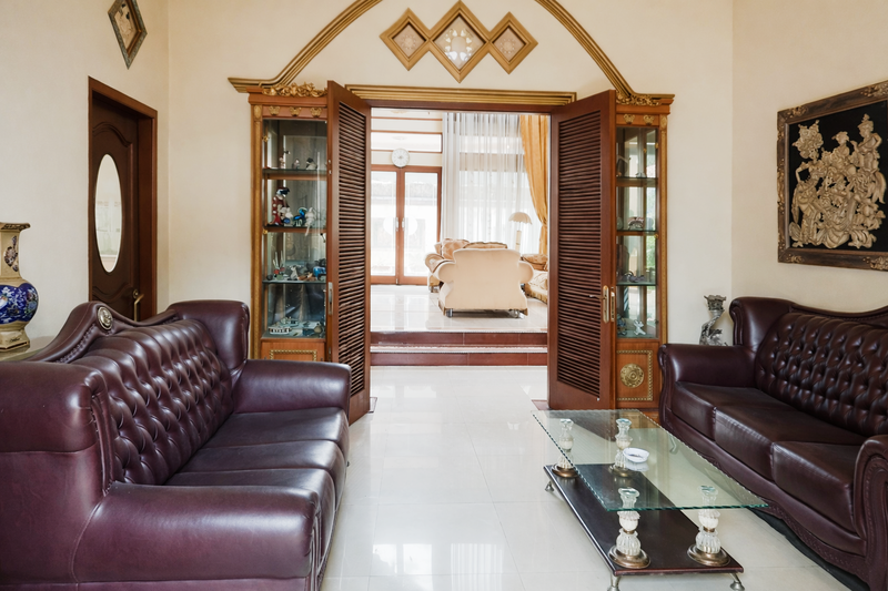 Tanah Luas + Rumah di Jagakarsa Luas Tanah 1.073 m², Jarang Ada!