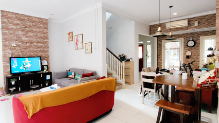 Rumah Hook Nyaman dan Siap Huni di Emerald Bintaro Jaya