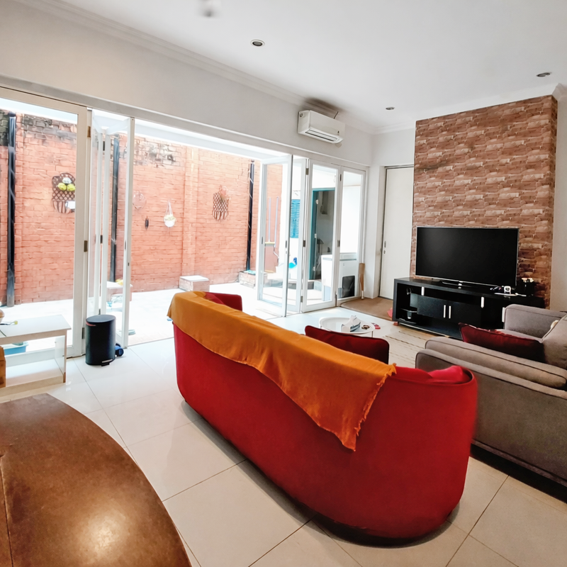 Rumah Hook Nyaman dan Siap Huni di Emerald Bintaro Jaya