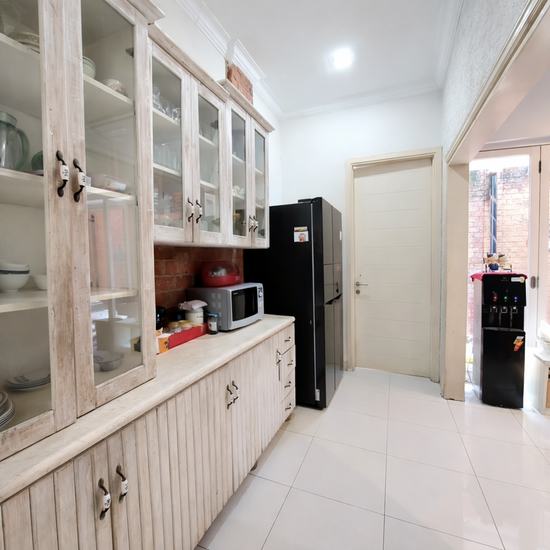 Rumah Hook Nyaman dan Siap Huni di Emerald Bintaro Jaya