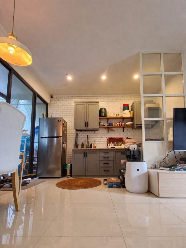 Hunian Modern Elegan di Bintaro - Full Furnished & Siap Tempat Tinggal