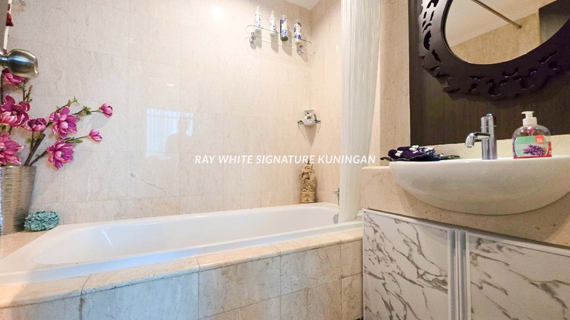 Unit 3BR Furnished Apartemen Bellagio Residence Mega Kuningan 