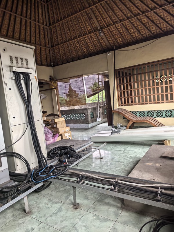 House Shop Freehold Batu Bulan Bali