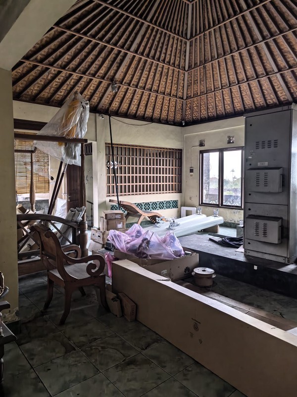 House Shop Freehold Batu Bulan Bali